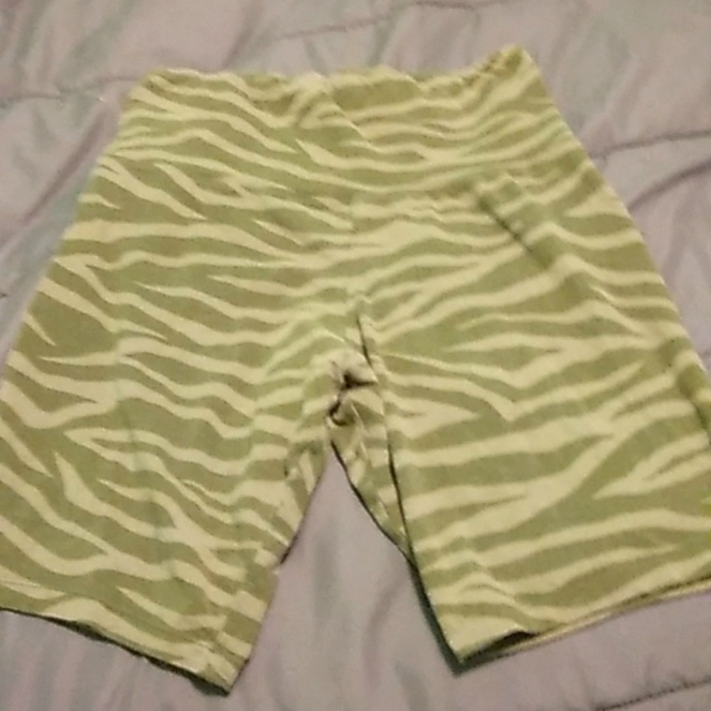 Camo biker shorts